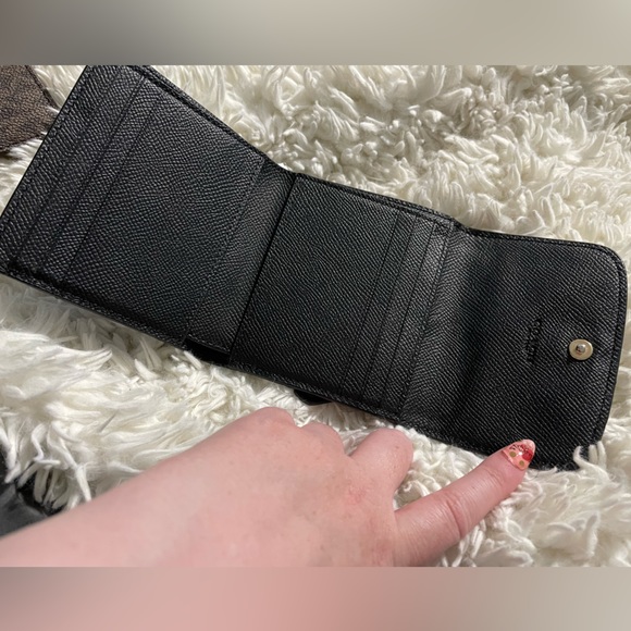 Black coach wallet - Picture 3 of 3